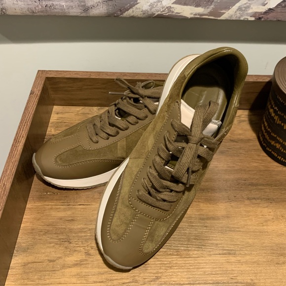 VINCE OHARA WOMEN'S OXFORD OLIVE LEATHER LACE UP SNEAKERS SZ 8 - Picture 6 of 12